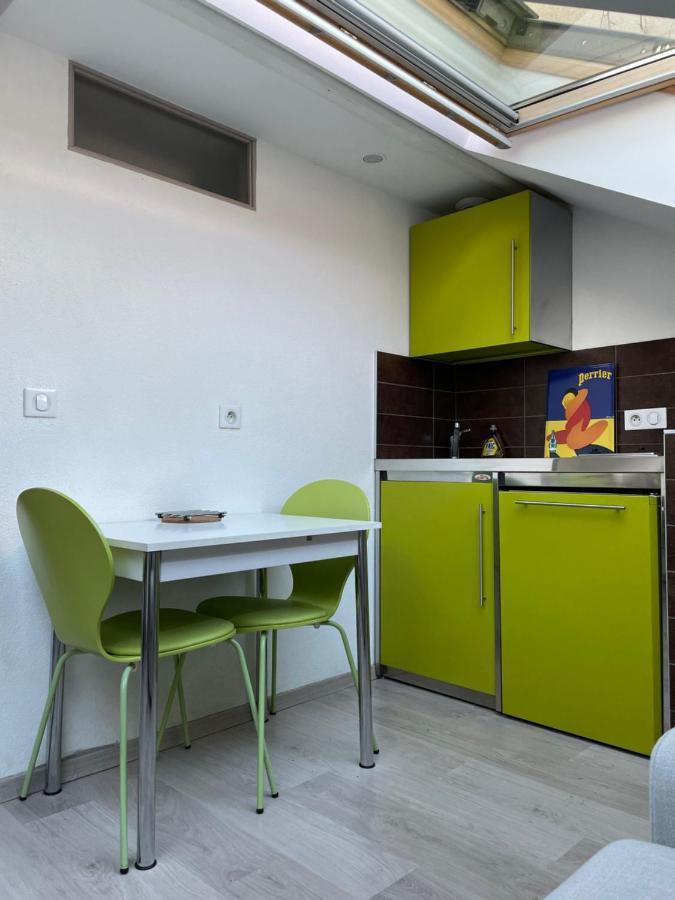 Studio sous les toits Annecy Centre-ville Extérieur photo